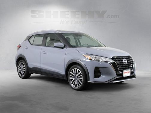 2022 Nissan Kicks SV