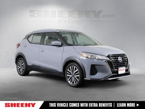 2022 Nissan Kicks SV