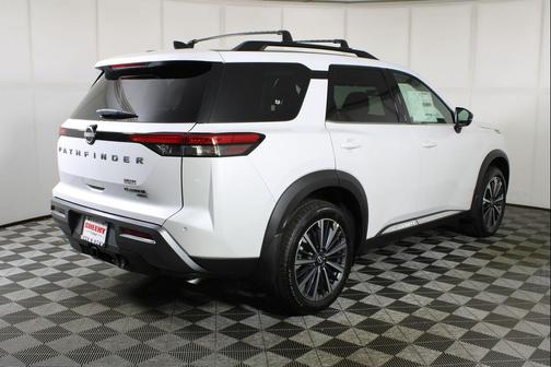 White Pearl 2026 Nissan Pathfinder Platinum