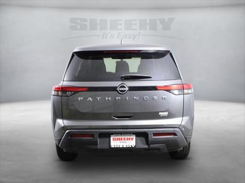 2022 Nissan Pathfinder S 4WD