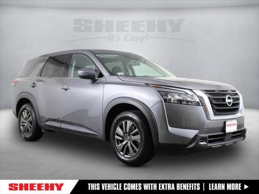 2022 Nissan Pathfinder S 4WD