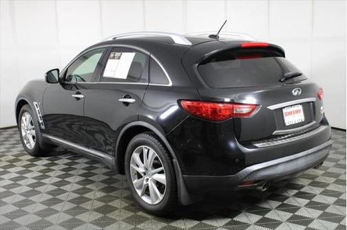 2014 INFINITI QX70 Base