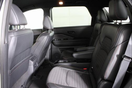 2024 Nissan Pathfinder Rock Creek 4WD