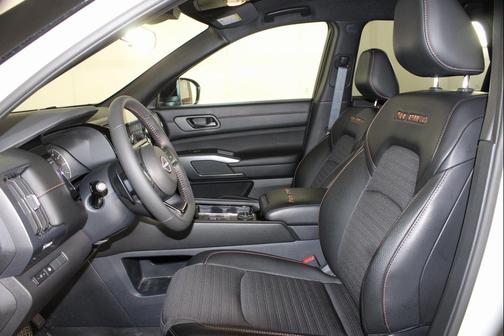 2024 Nissan Pathfinder Rock Creek 4WD