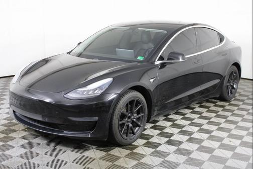 2019 Tesla Model 3 Standard Range