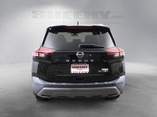 2022 Nissan Rogue SL