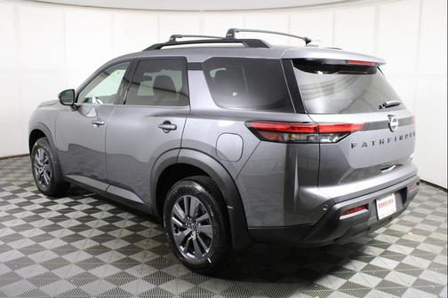 2025 Nissan Pathfinder SV 4WD