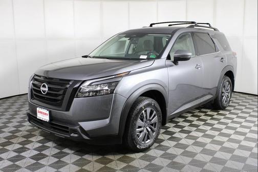 2025 Nissan Pathfinder SV 4WD