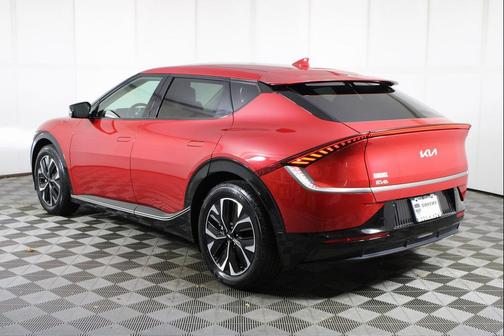 2024 Kia EV6 Wind
