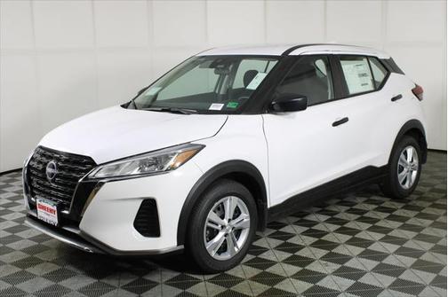 2025 Nissan Kicks S