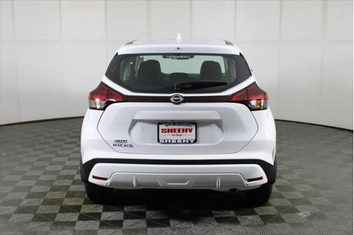 2025 Nissan Kicks S