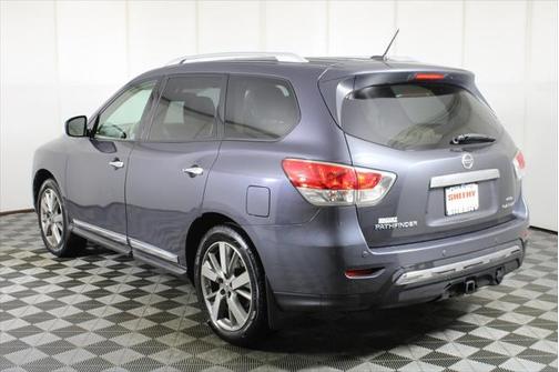 2013 Nissan Pathfinder Platinum