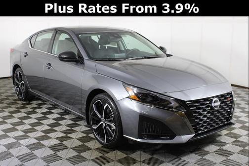 2025 Nissan Altima SR FWD