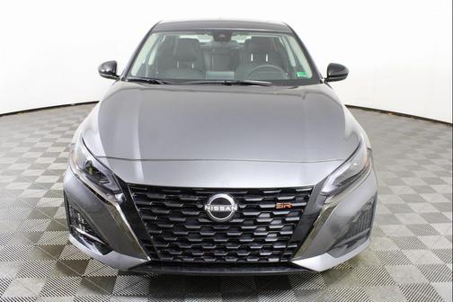 2025 Nissan Altima SR FWD