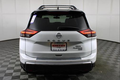 2025 Nissan Rogue Platinum