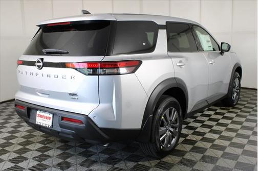 2025 Nissan Pathfinder S 4WD
