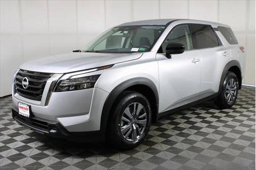 2025 Nissan Pathfinder S 4WD