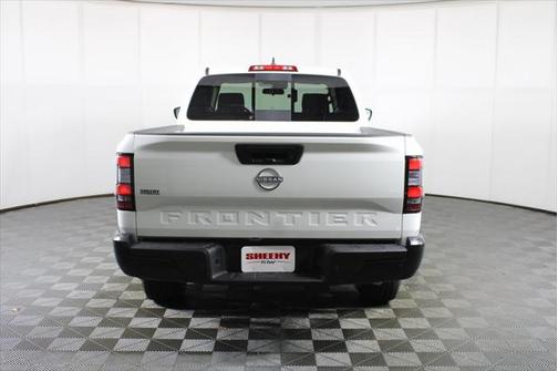 2025 Nissan Frontier S