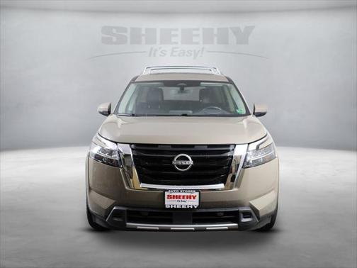 2023 Nissan Pathfinder Platinum 4WD