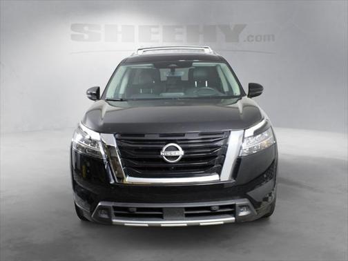 2023 Nissan Pathfinder Platinum 4WD