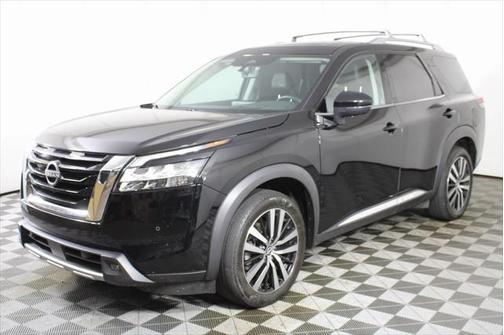 2023 Nissan Pathfinder Platinum 4WD