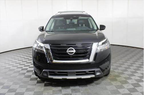 2023 Nissan Pathfinder Platinum 4WD