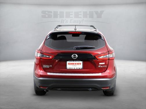 2022 Nissan Rogue Sport SL