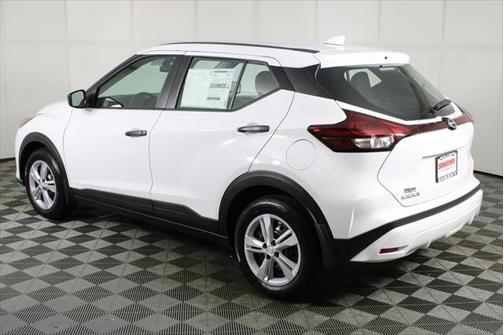2025 Nissan Kicks S