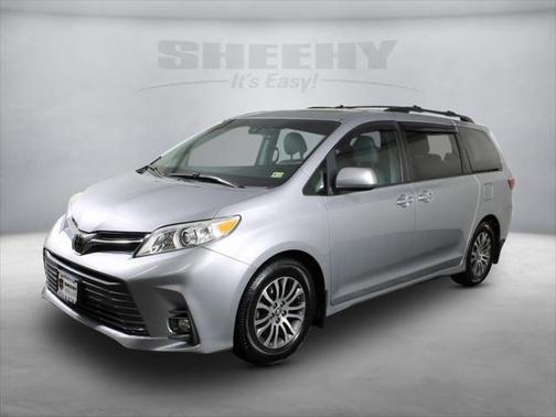 2018 Toyota Sienna XLE Premium