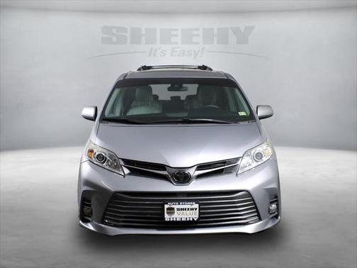 2018 Toyota Sienna XLE Premium