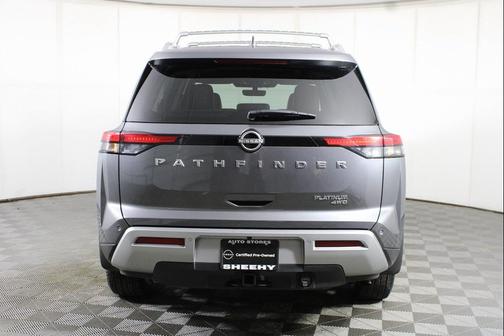 2024 Nissan Pathfinder Platinum 4WD