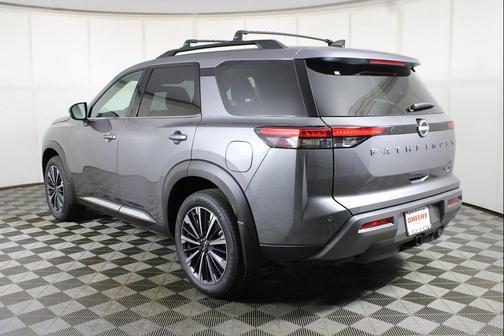 Gun Met 2026 Nissan Pathfinder Platinum