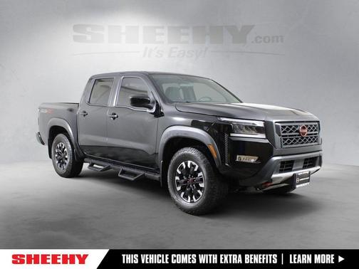 Super Black 2024 Nissan Frontier PRO-4X