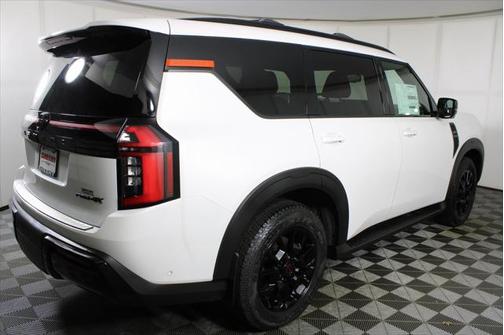 2025 Nissan Armada PRO-4X 4WD