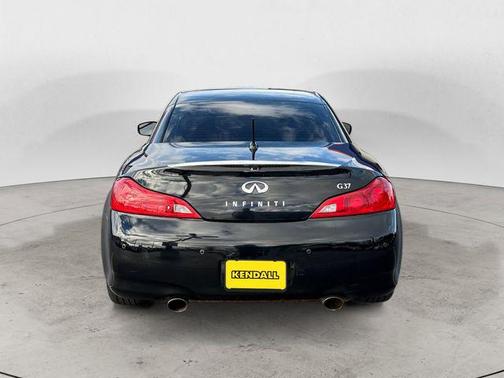 2010 INFINITI G37 Base