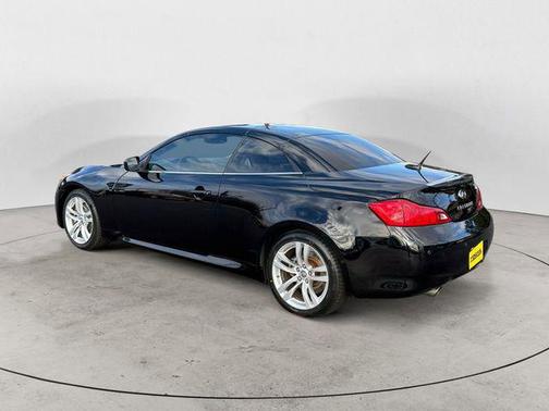 2010 INFINITI G37 Base