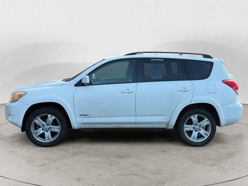 2007 Toyota RAV4 Sport