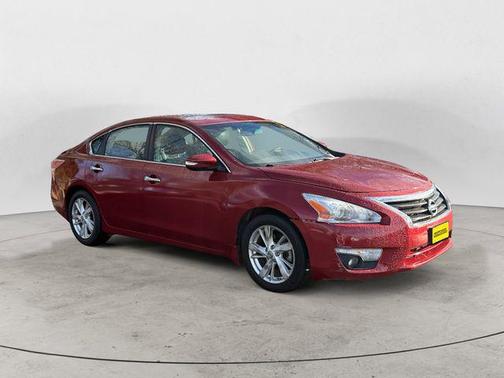 Cayenne Red Metallic 2013 Nissan Altima 2.5 SV