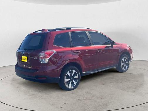 2017 Subaru Forester 2.5i