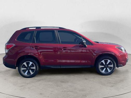 2017 Subaru Forester 2.5i