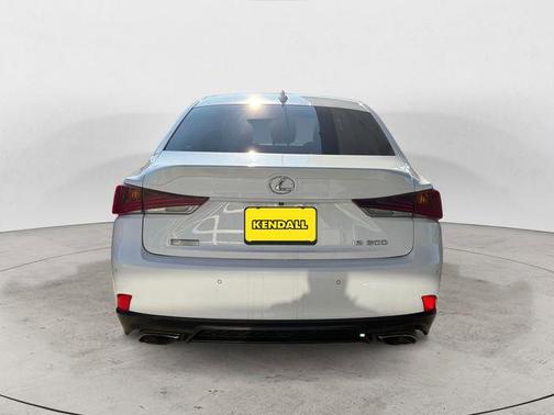 2018 Lexus IS 300 Base