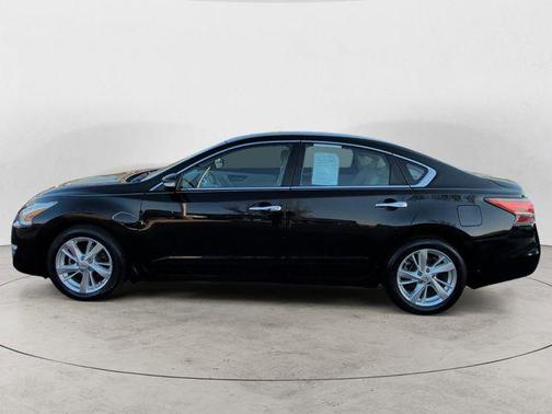Super Black 2015 Nissan Altima 2.5 SL