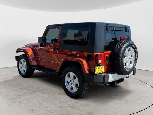 Sunburst Orange Pearlcoat 2009 Jeep Wrangler Sahara