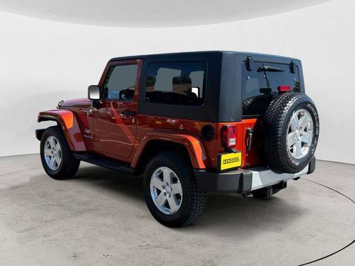 Sunburst Orange Pearlcoat 2009 Jeep Wrangler Sahara