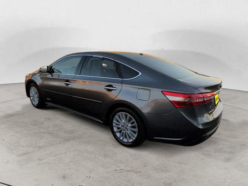 Magnetic Gray Metallic 2014 Toyota Avalon Hybrid XLE Touring