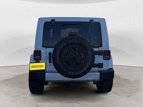 Bright White 2015 Jeep Wrangler Unlimited Sahara