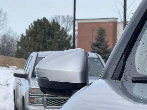 2023 Mitsubishi Outlander PHEV SEL