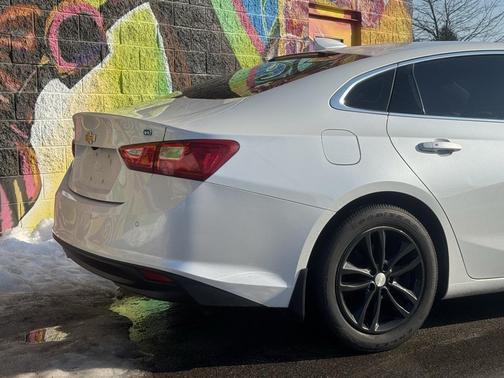 2016 Chevrolet Malibu Hybrid Base