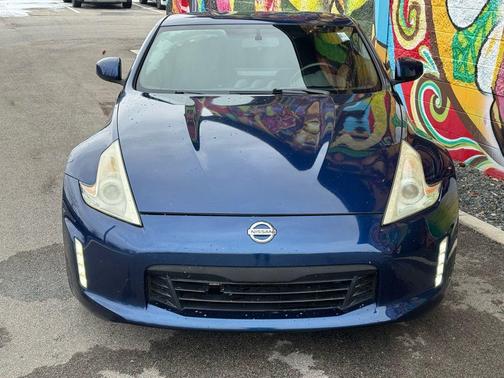2017 Nissan 370Z Base