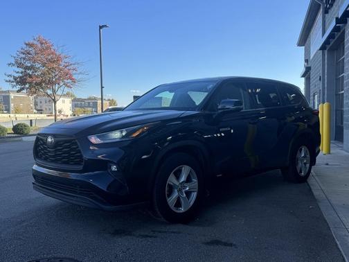 2021 Toyota Highlander Hybrid LE